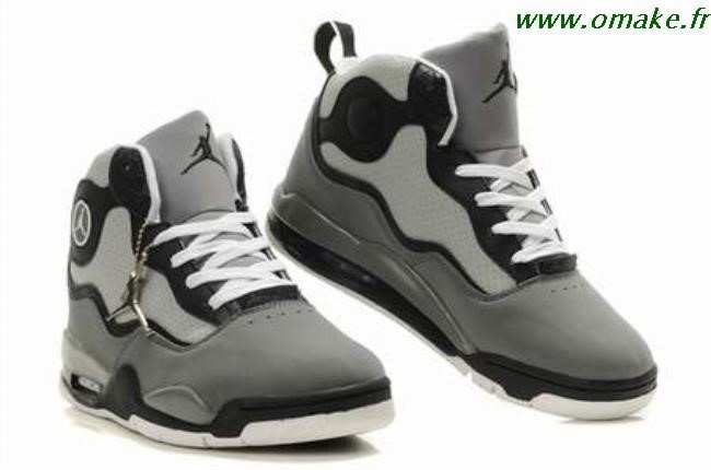 jordan chaussure foot locker