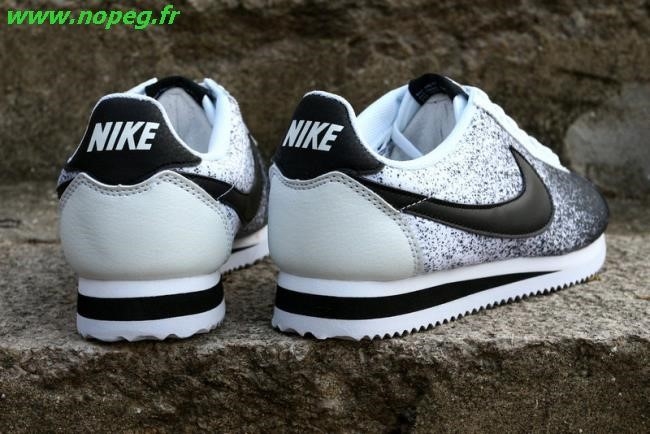 nike cortez noir et blanc nike cortez noir et blanc
